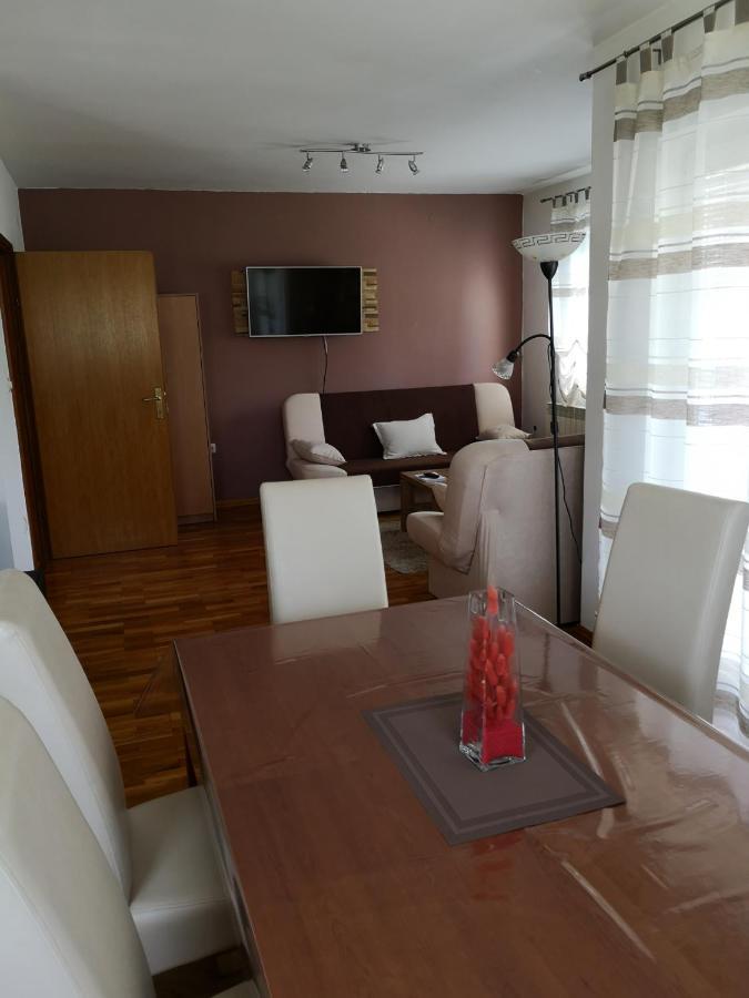 Apartment Igor - Holiday Home Ostarije Екстер'єр фото